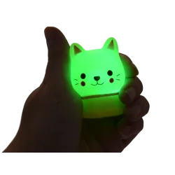 Luminescent pigment green